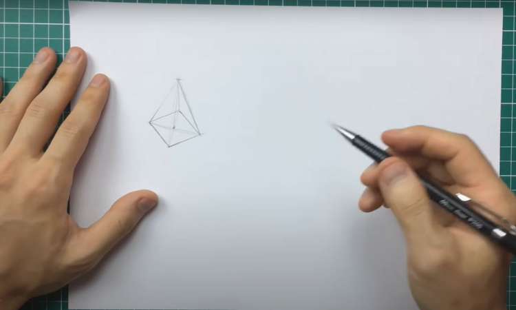 desenho de pirâmide com linha guia